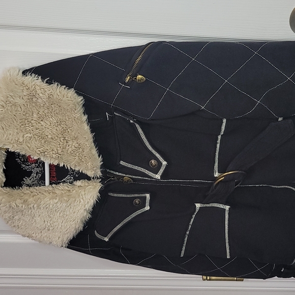 Twisted Heart Black Jacket Sz. see measurements (M) - Picture 5 of 12